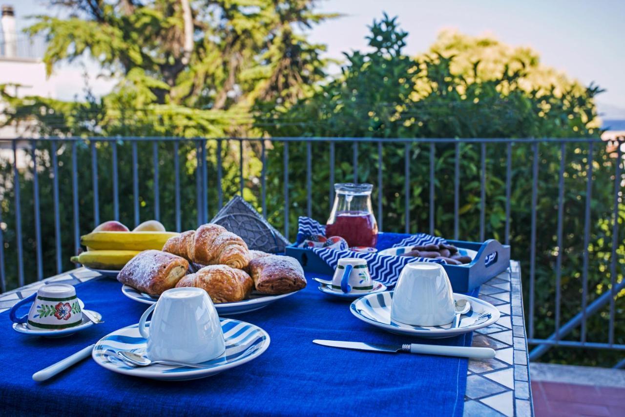 B&B Al Blu Gaeta Buitenkant foto